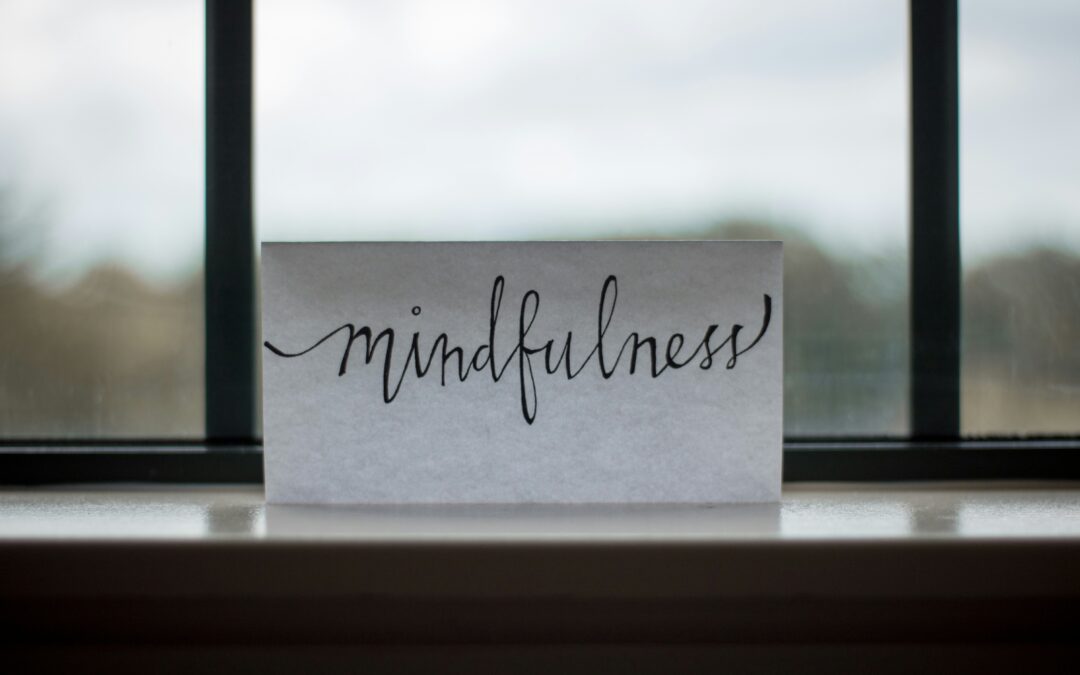 Quick Mindfulness Practices for Busy Professional Women